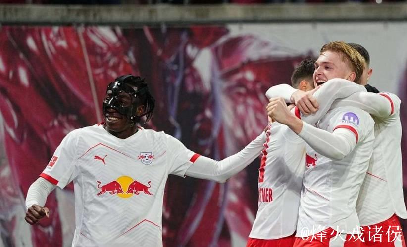 19岁天才横空出世:轰入3球,德甲第2踢疯了,紧 19岁天才横空出世:轰入3球,德甲第2踢疯了,紧